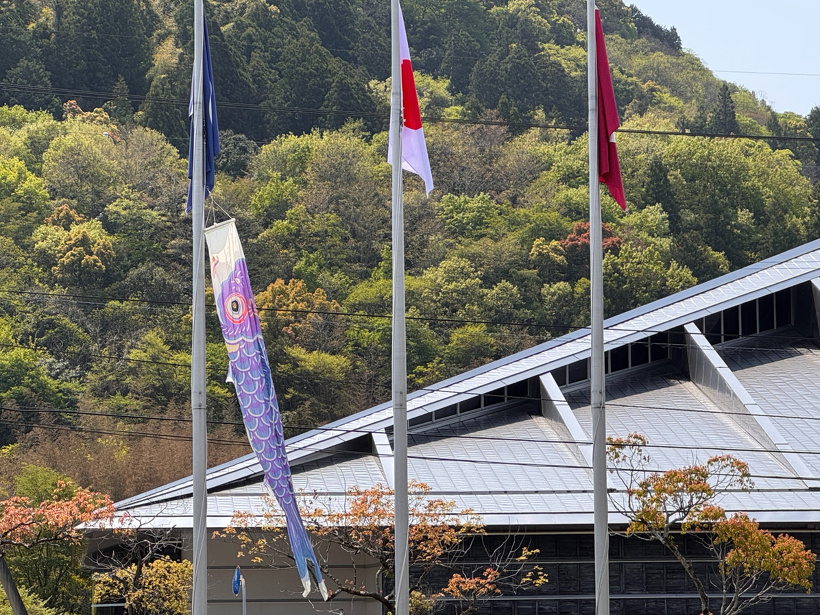 旗とこいのぼり